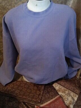 #690 Simple Lavender Crewneck Sweatshirt - XL